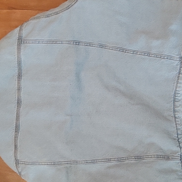 Levis inspired fur lined denim jacket ✨️ 💙 - Picture 9 of 9